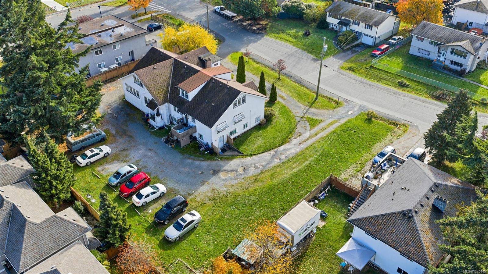 Langford, BC V9B 3B9,942 Preston Way