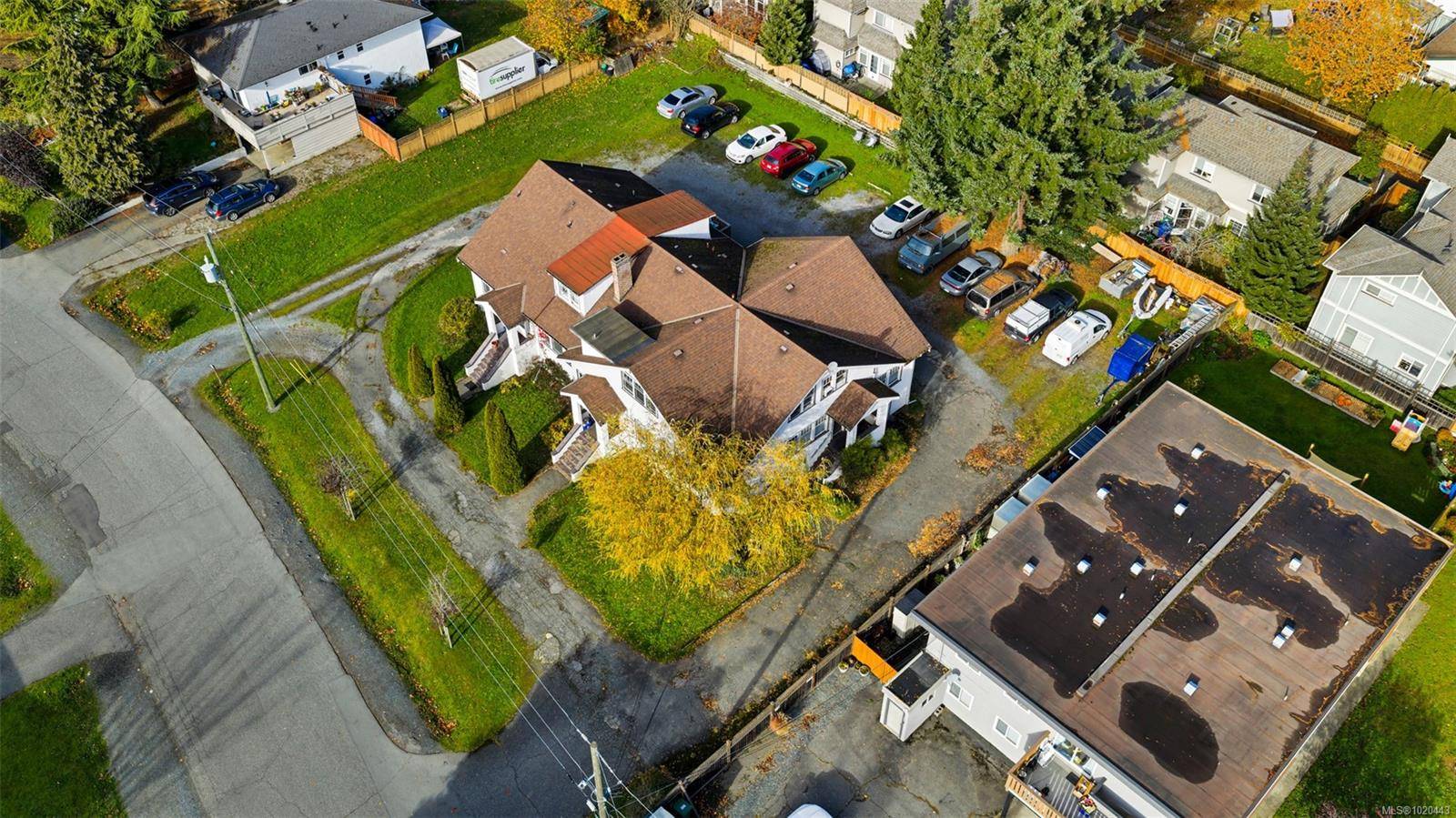 Langford, BC V9B 3B9,942 Preston Way