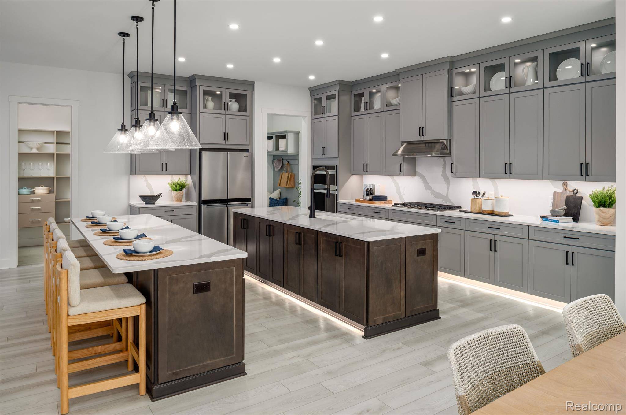 Commerce Twp, MI 48382,2425 PROVENCAL DR