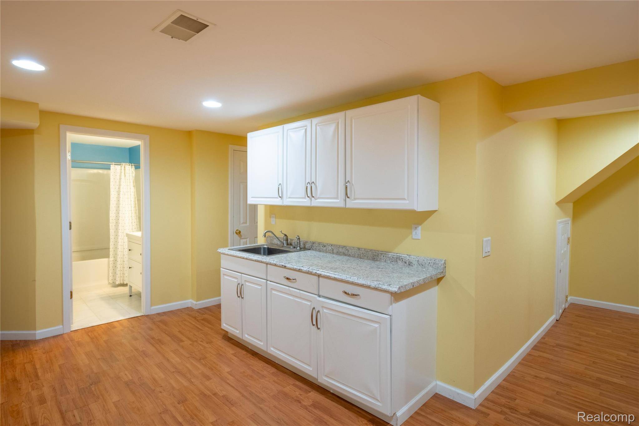 Sterling Heights, MI 48314,41063 Millbrook DR