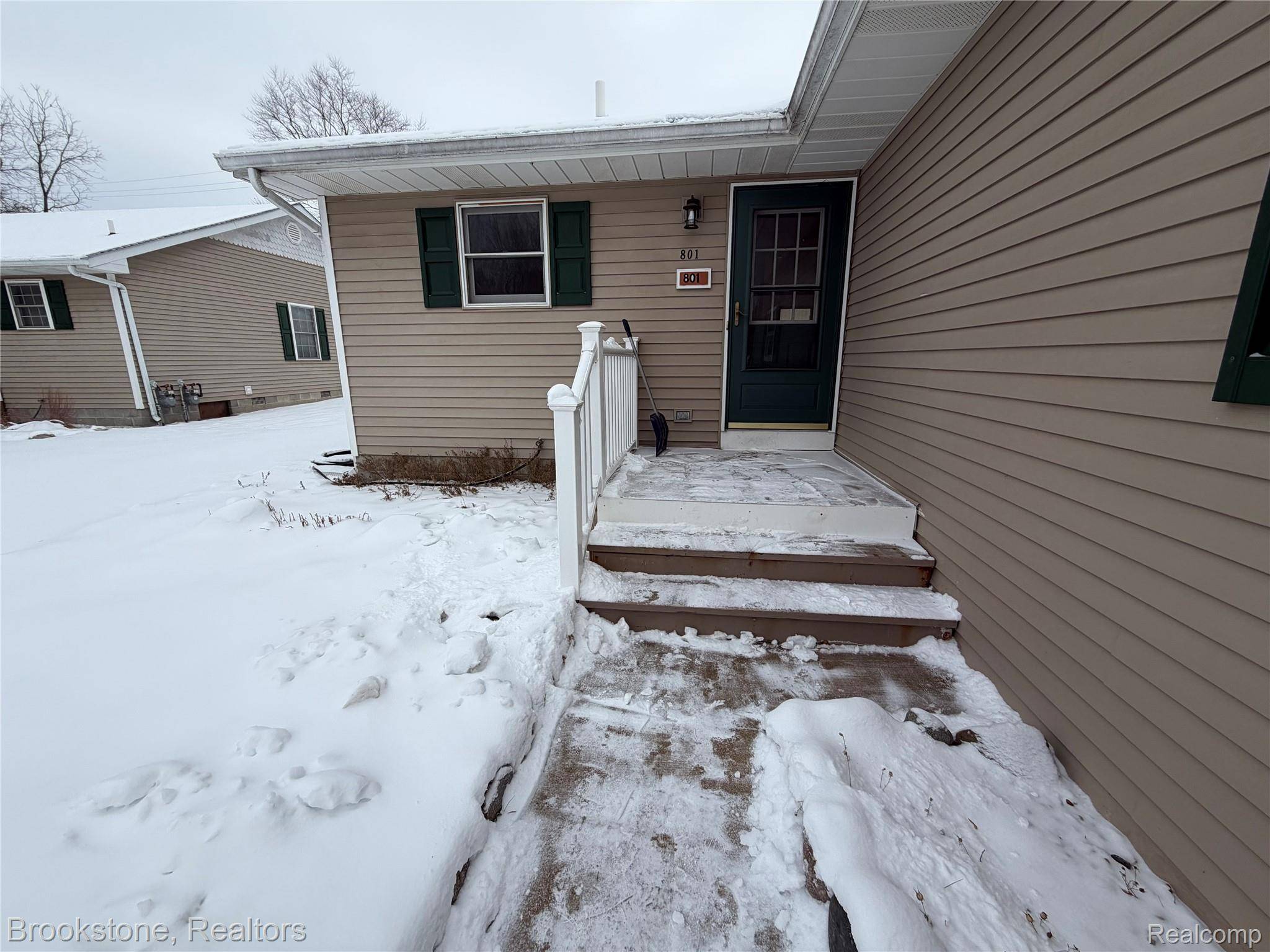 St Clair, MI 48079,801 S 15TH ST