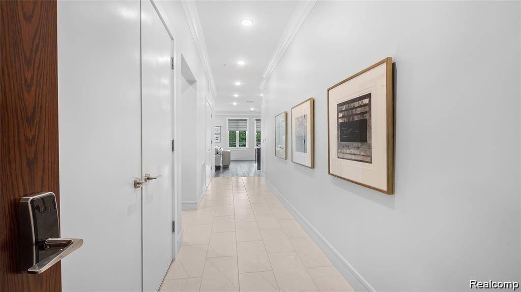 Berkley, MI 48009,856 N. Old Woodward Avenue #406