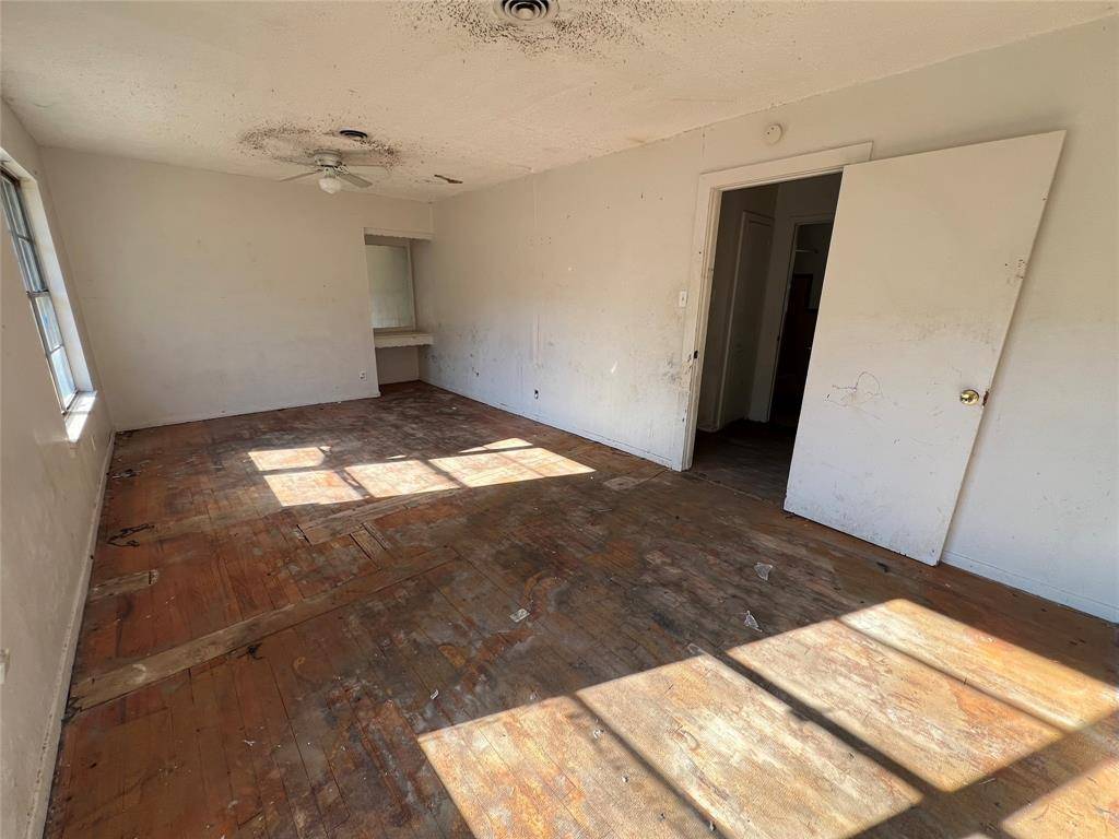 Denison, TX 75020,12 Pershing Drive #A & B