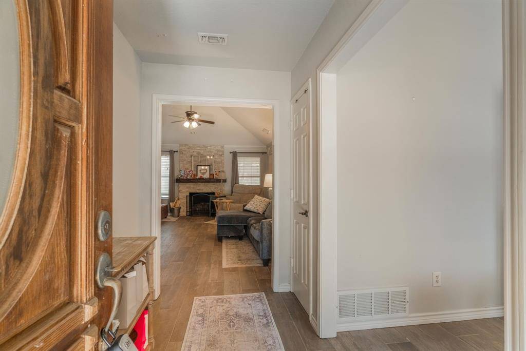 North Richland Hills, TX 76182,6805 Starnes Road