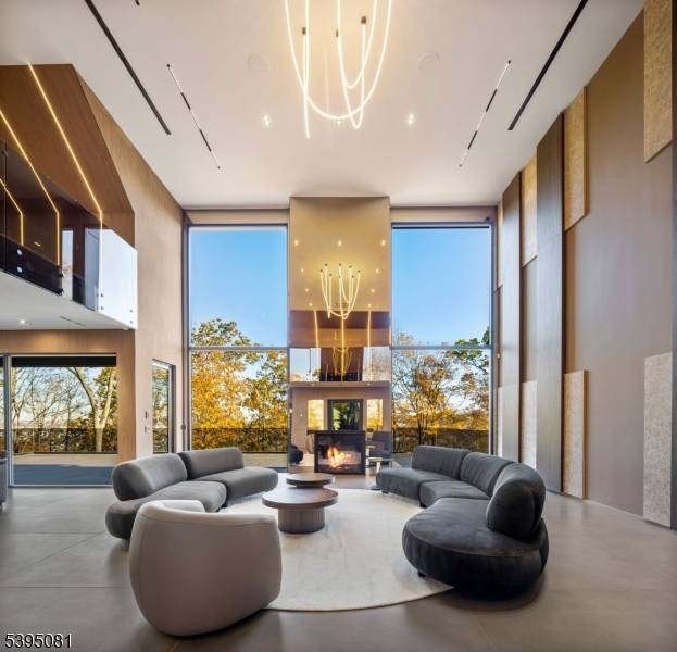 Totowa Boro, NJ 07512,8 Flintlock Ct