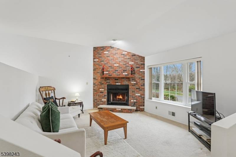 Franklin Twp., NJ 08873,87 Freemont Ct #87