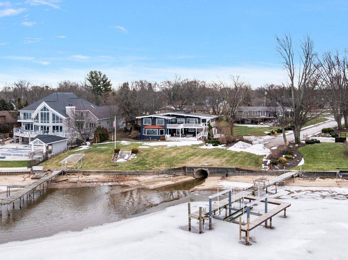 Holland, MI 49423,437 Graafschap RD