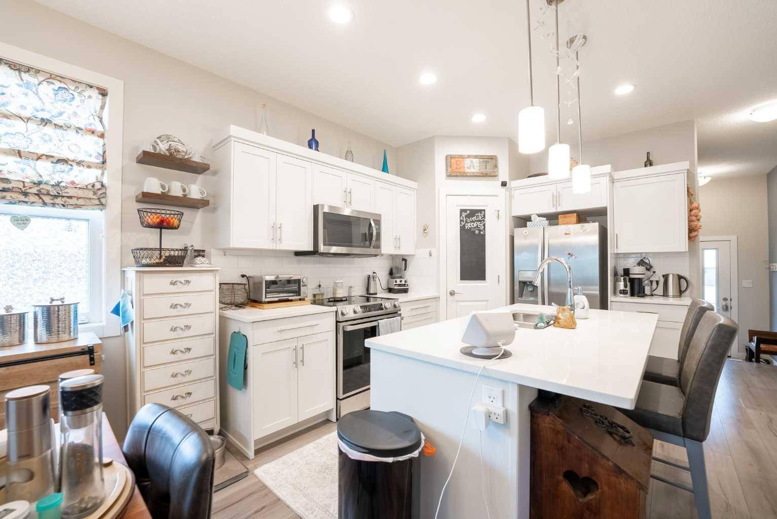 Lethbridge, AB T1J 5M5,59 Aquitania CIR W #4