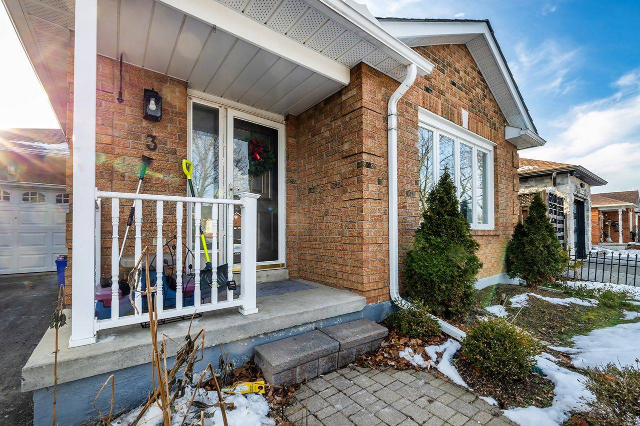 Clarington, ON L1E 1S2,3 Devondale ST