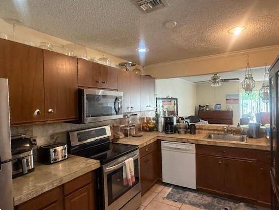 Deerfield Beach, FL 33064,795 Crystal Lake Dr #795