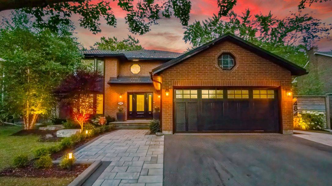 Oakville, ON L6J 6H7,484 Aspen Forest DR