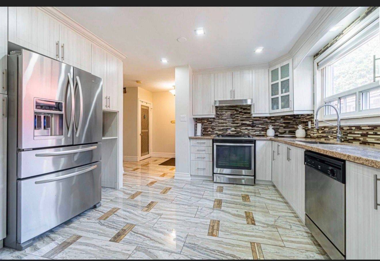 Brampton, ON L6T 2Y9,84 Dorset DR