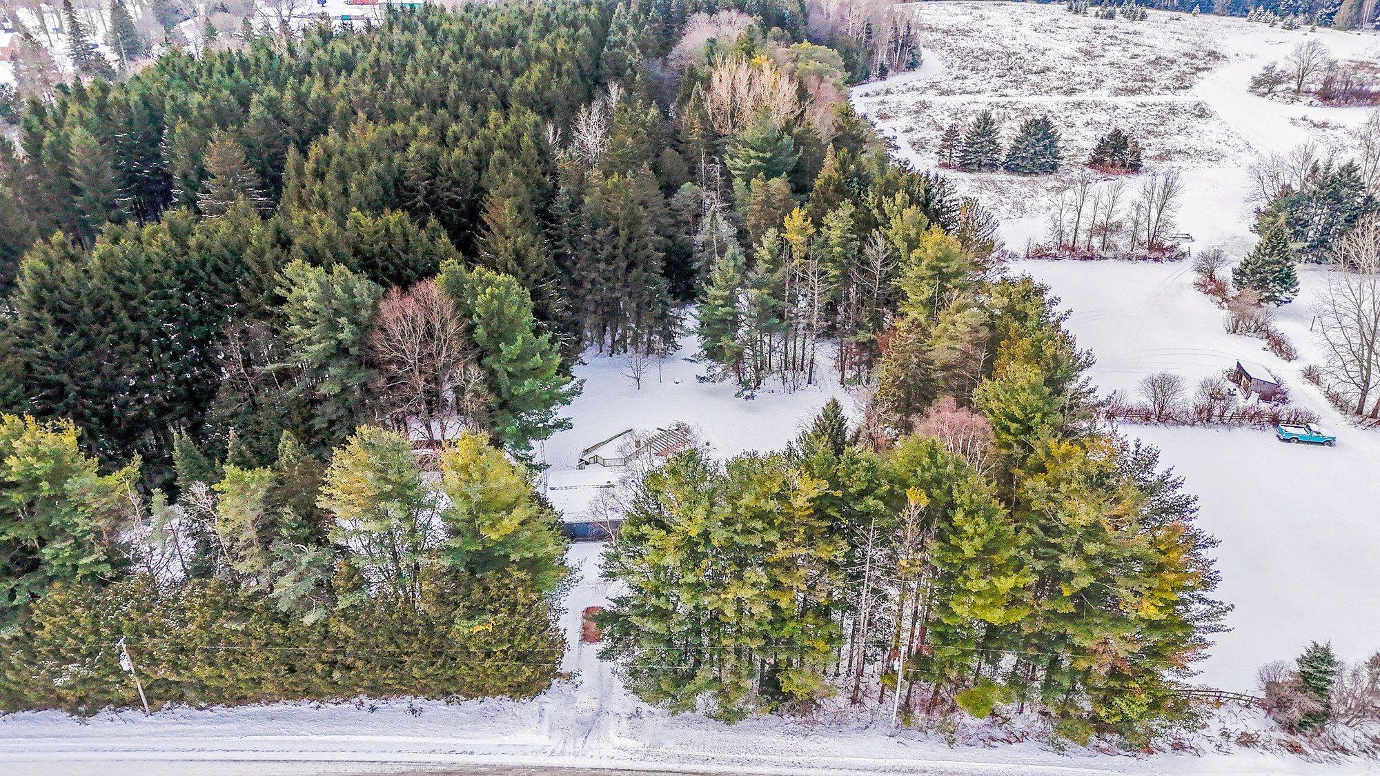 East Garafraxa, ON L9W 7A4,111016 11th Line