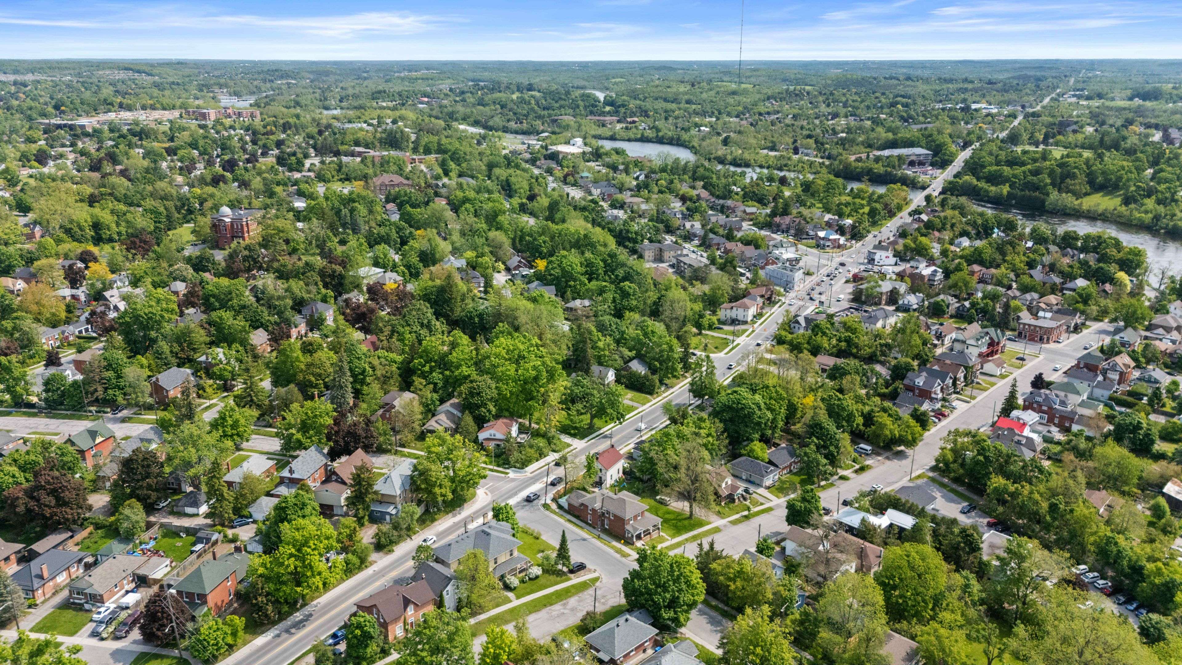 Peterborough, ON K9H 3G4,234 Antrim ST