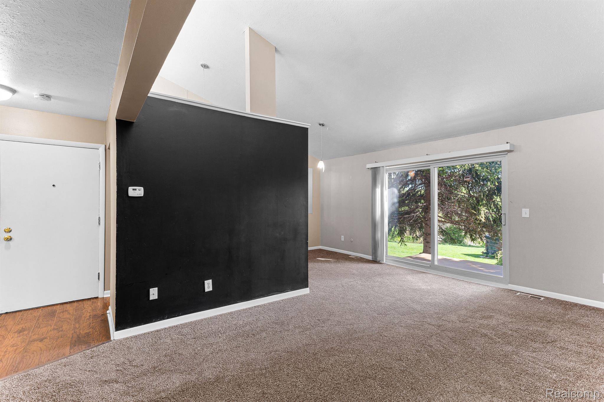 Mt. Clemens, MI 48043,21 DICKINSON ST #K