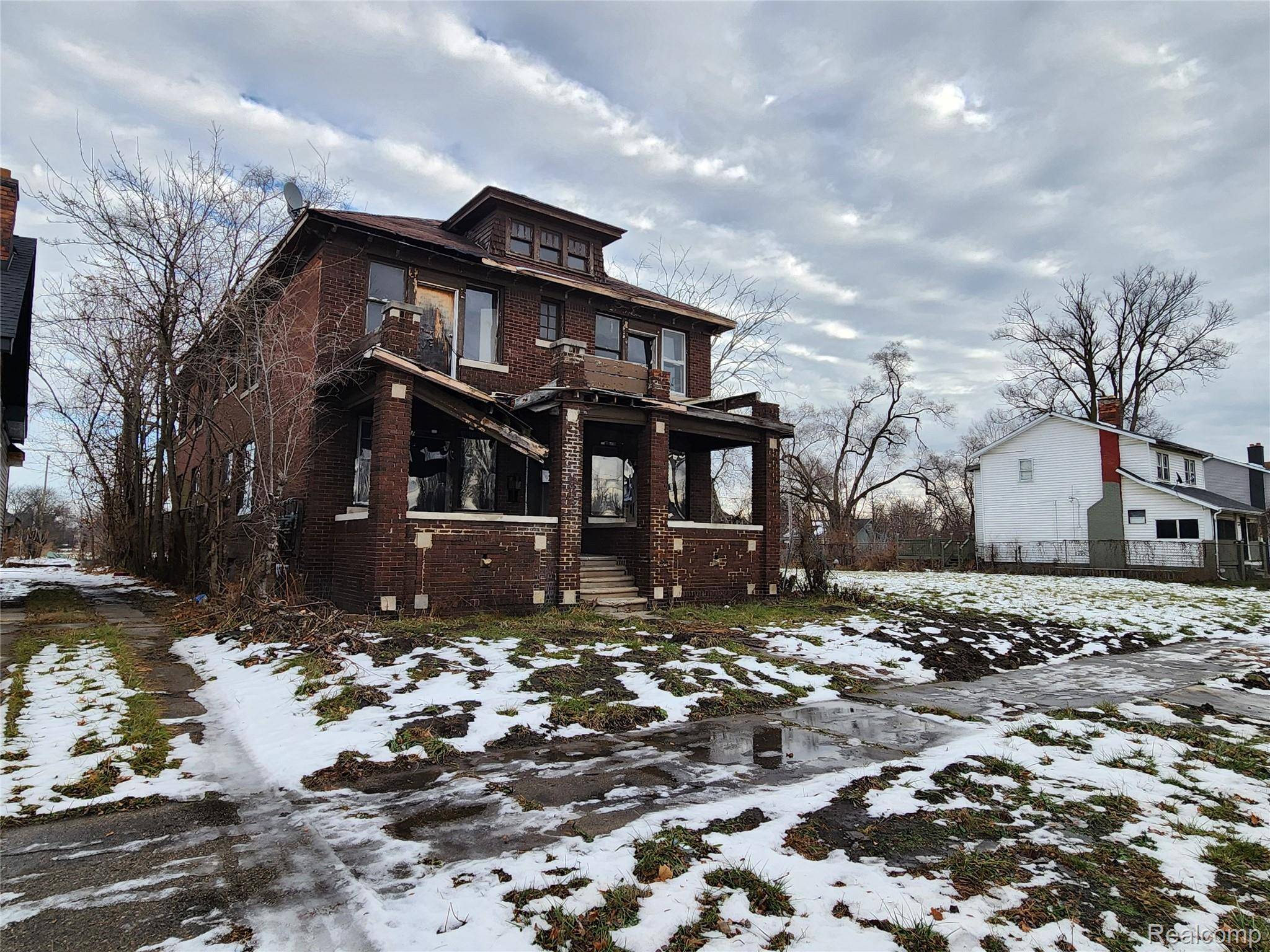 Detroit, MI 48204,10280 Nardin DR