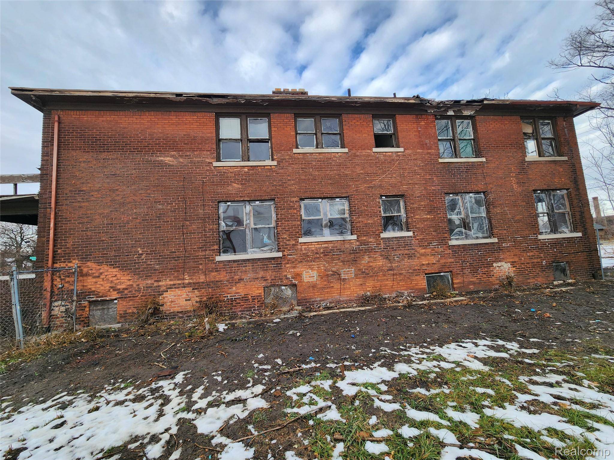 Detroit, MI 48204,10280 Nardin DR