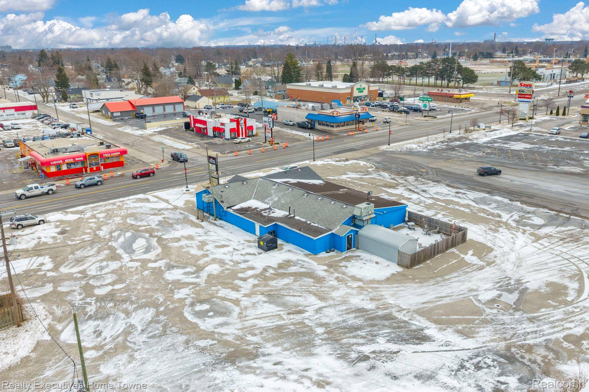 Port Huron, MI 48060,521 24th ST