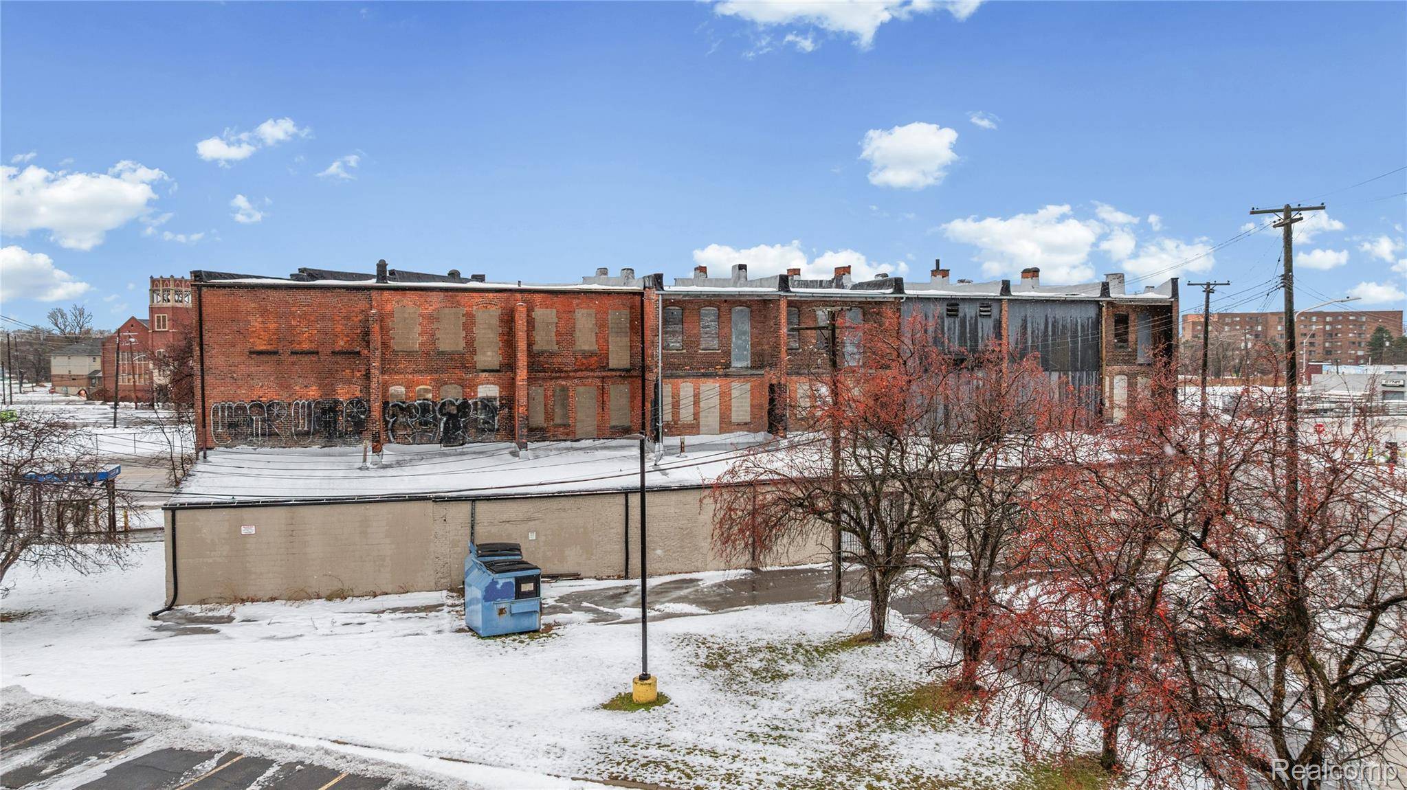 Detroit, MI 48207,2211 Gratiot AVE