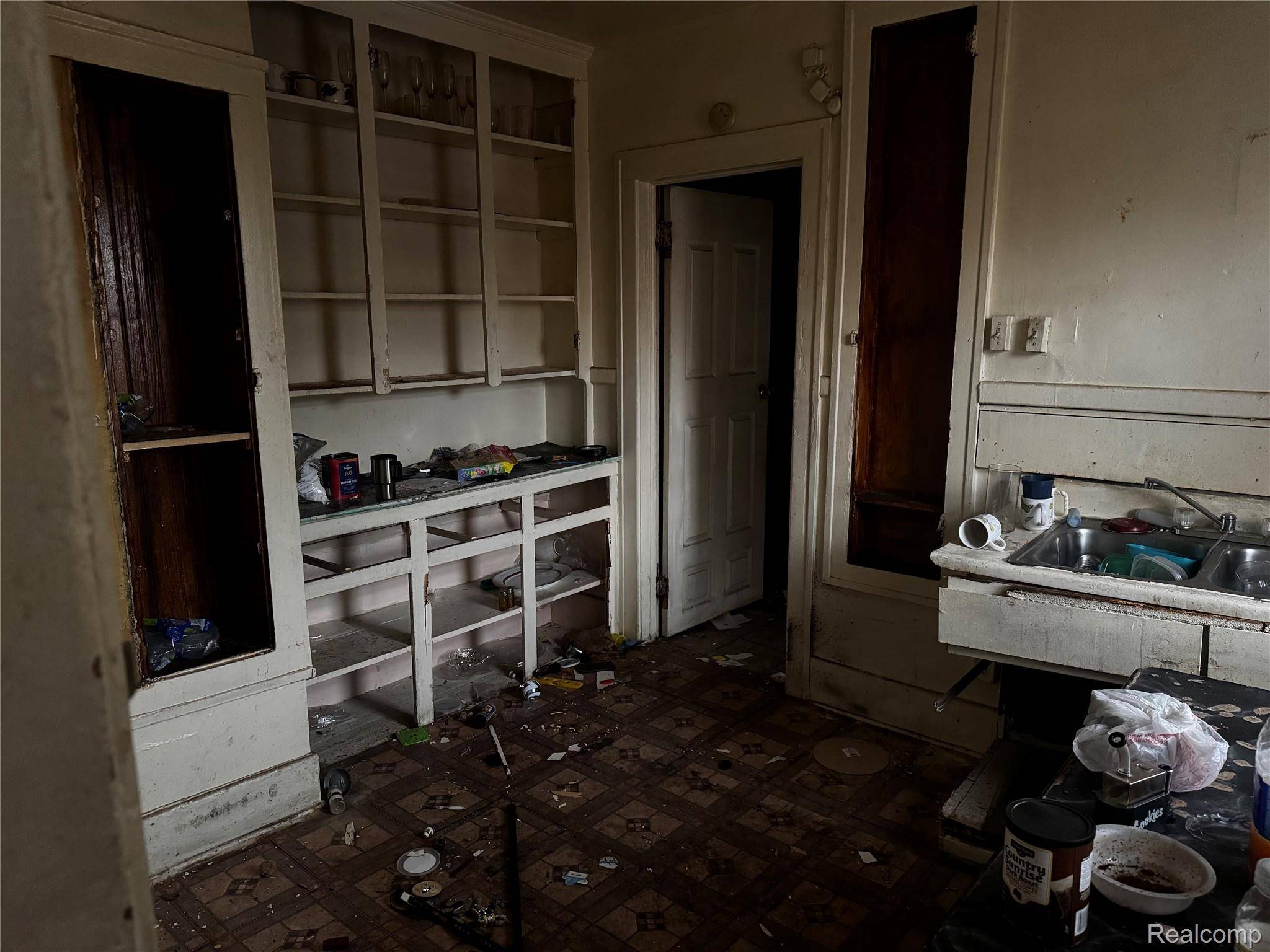 Detroit, MI 48204,4044 Clairmount ST