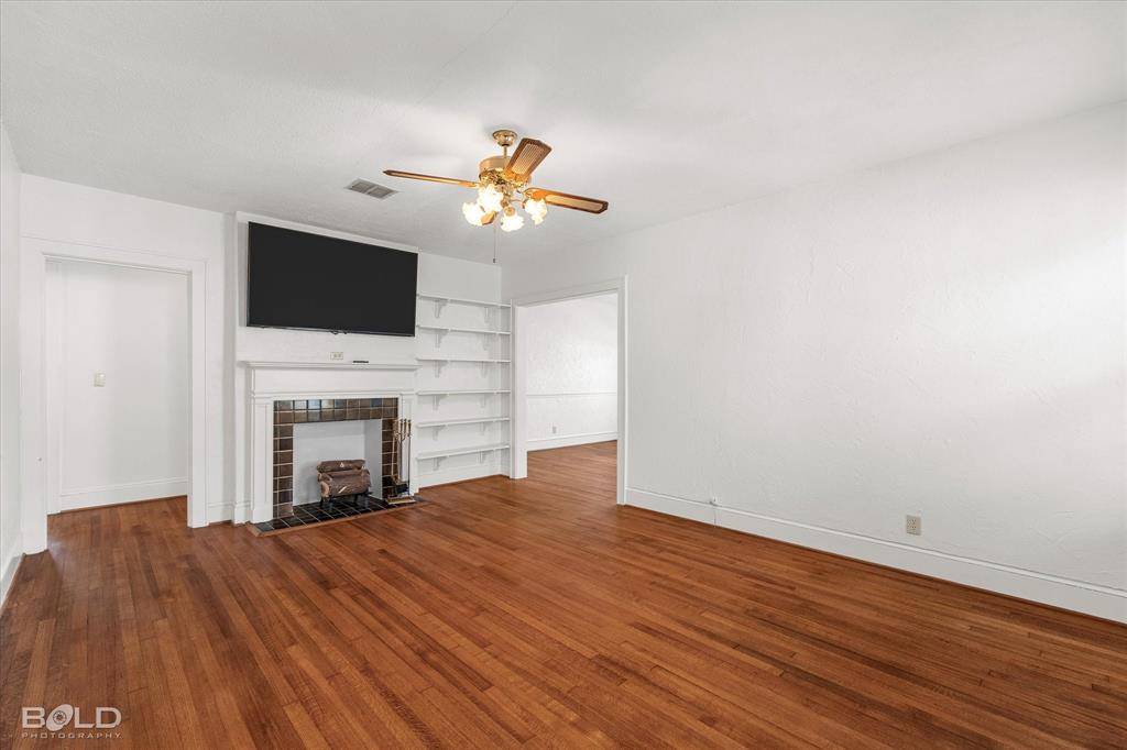 Shreveport, LA 71105,3646 Greenway Place