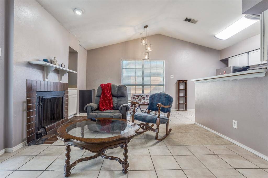 Garland, TX 75043,5913 Lake Hubbard Parkway #221