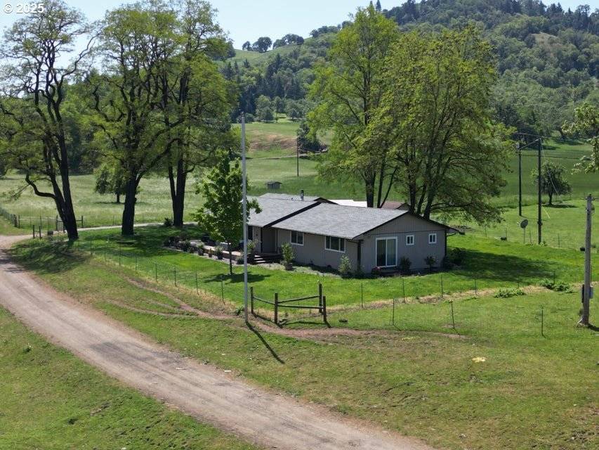 Roseburg, OR 97470,1104 RIO NES LN