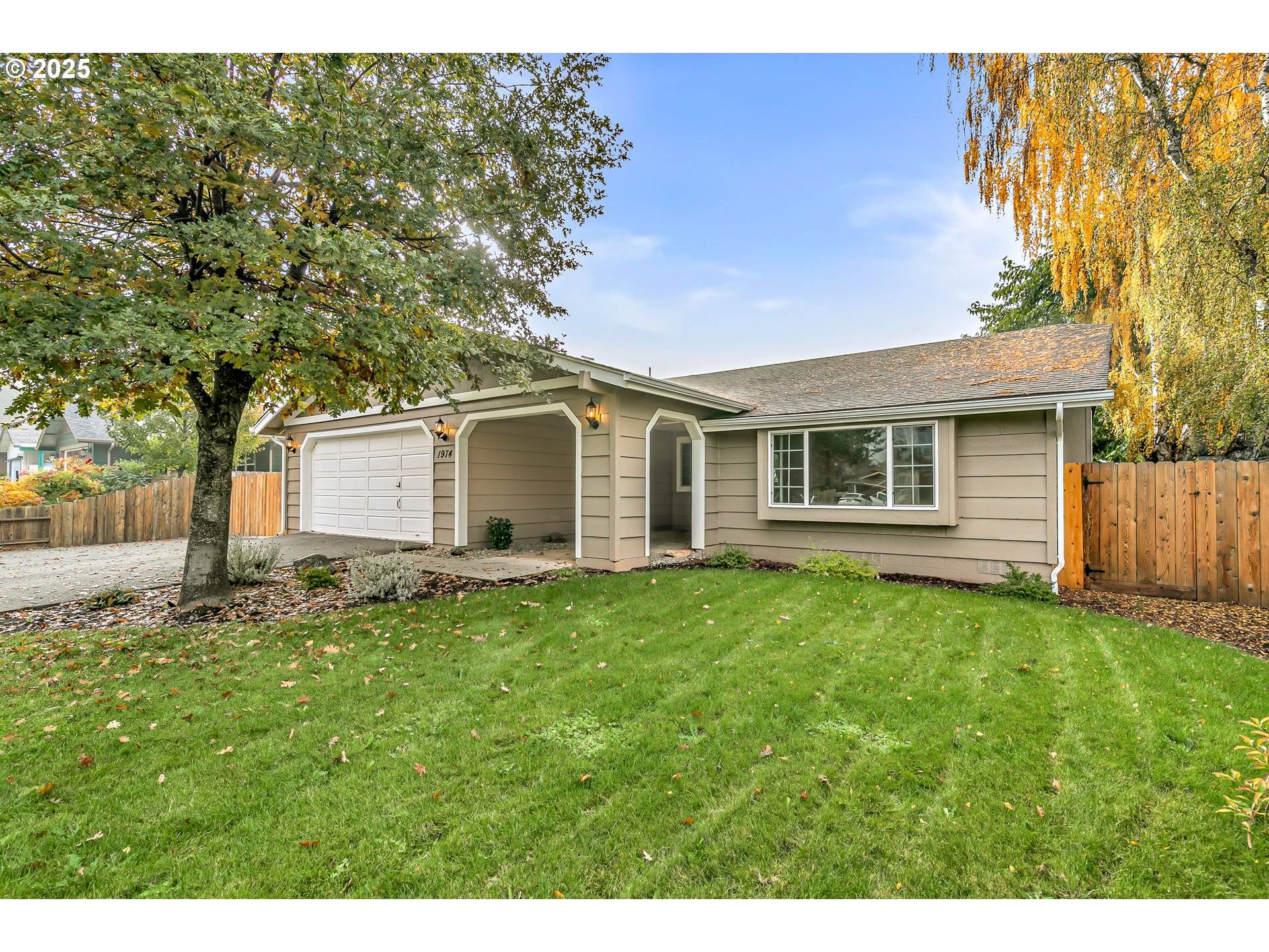 Grants Pass, OR 97527,1974 HAMILTON LN