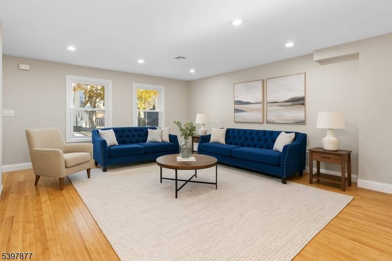 Paterson City, NJ 07522,208 N 1St St