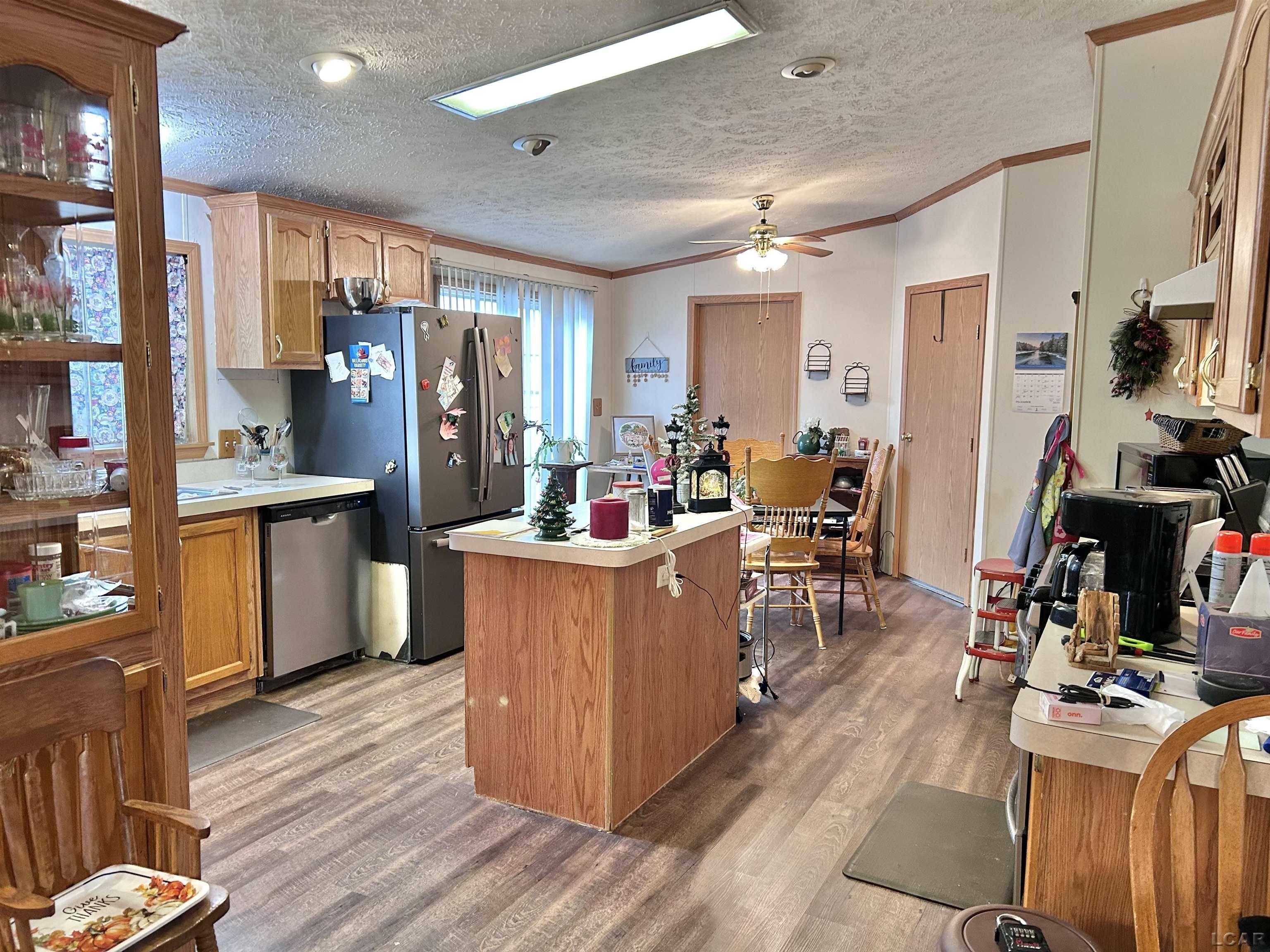 Adrian, MI 49221,141 Smoky Hill River CT