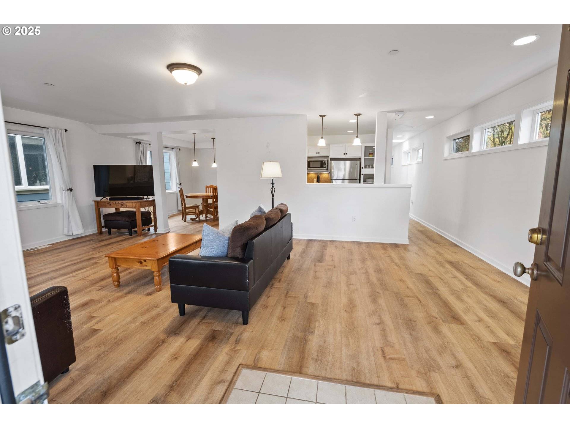 Astoria, OR 97103,265 23RD ST