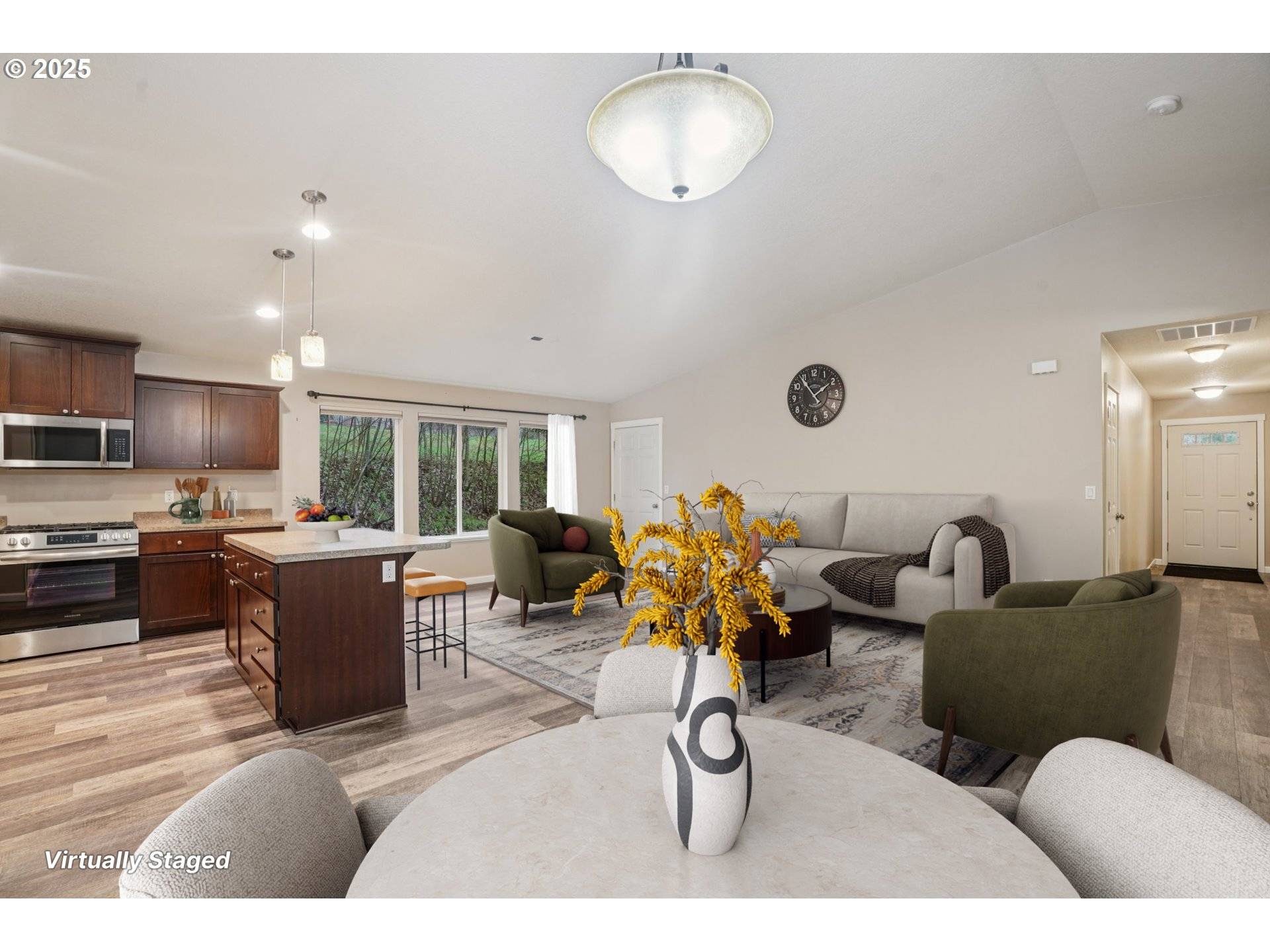 Longview, WA 98632,351 STELLA RD