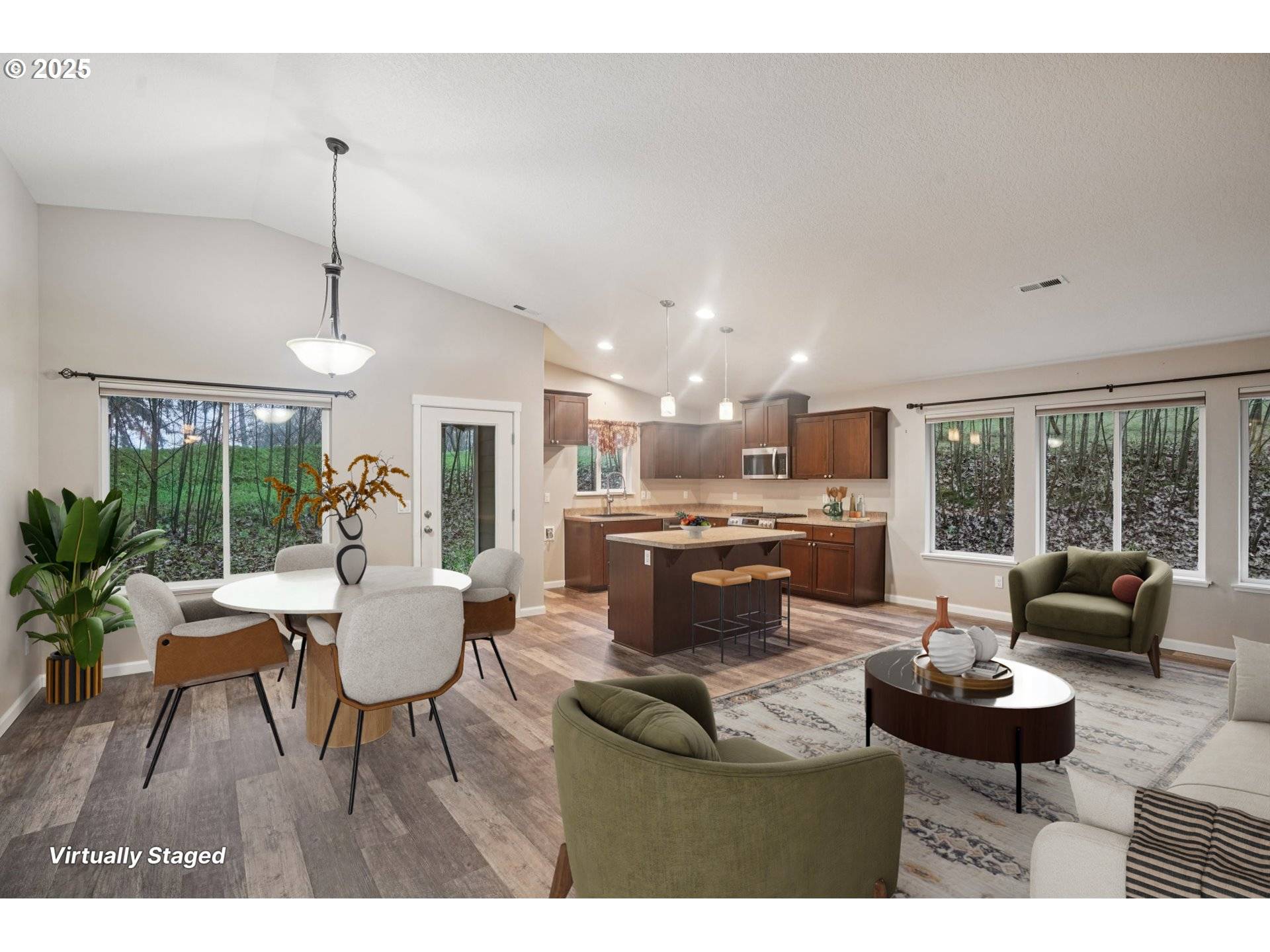 Longview, WA 98632,351 STELLA RD