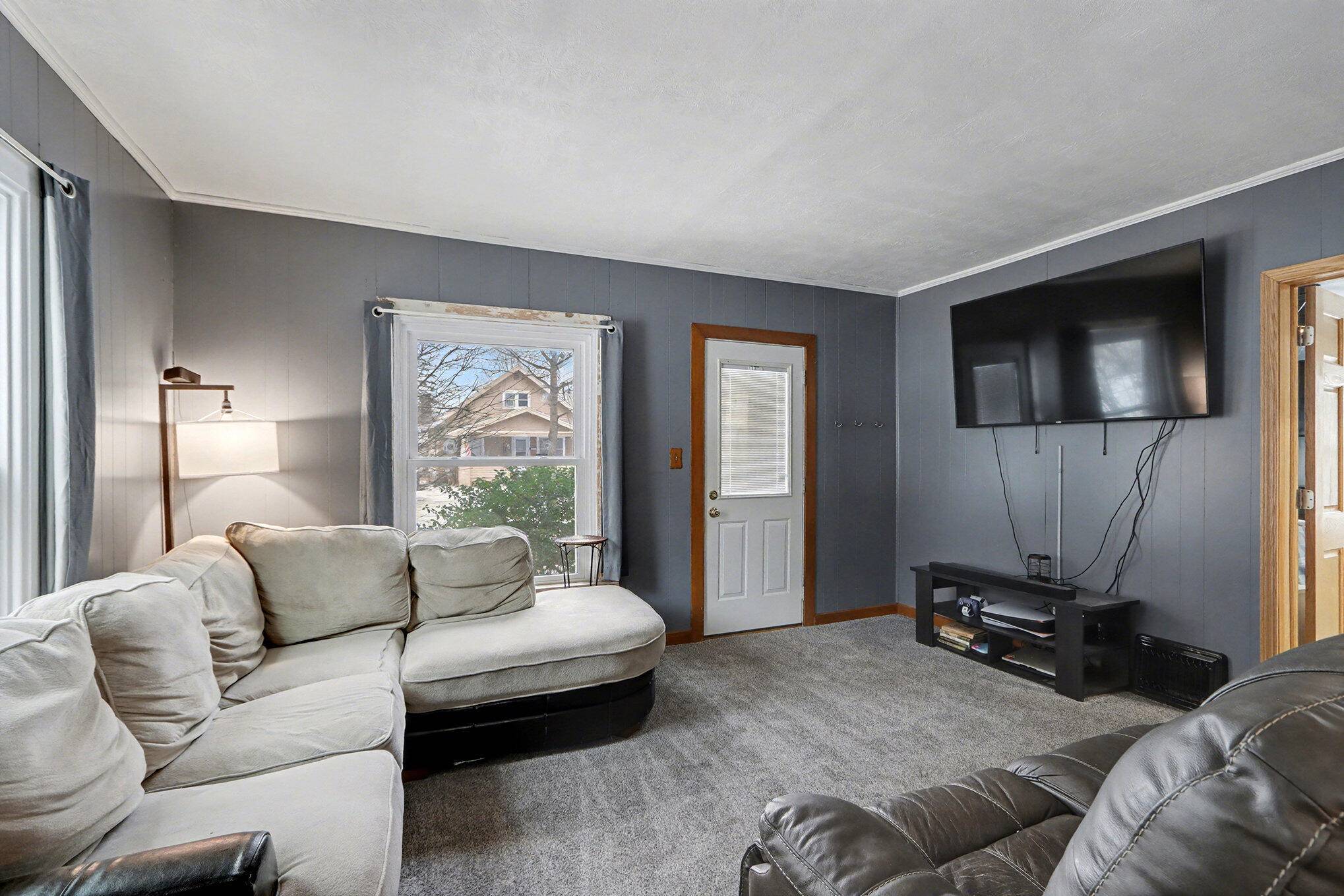 Sturgis, MI 49091,302 S Maple ST