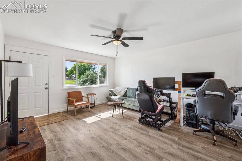 Pueblo, CO 81005,1632 Hollywood DR