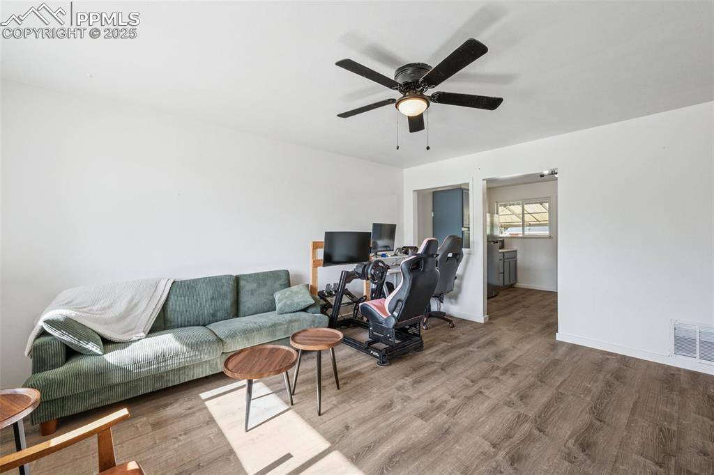 Pueblo, CO 81005,1632 Hollywood DR