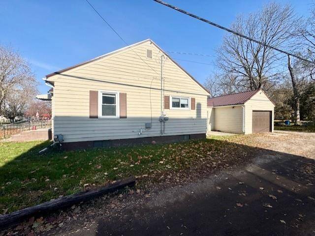 Alma, MI 48801,109 Allen AVE