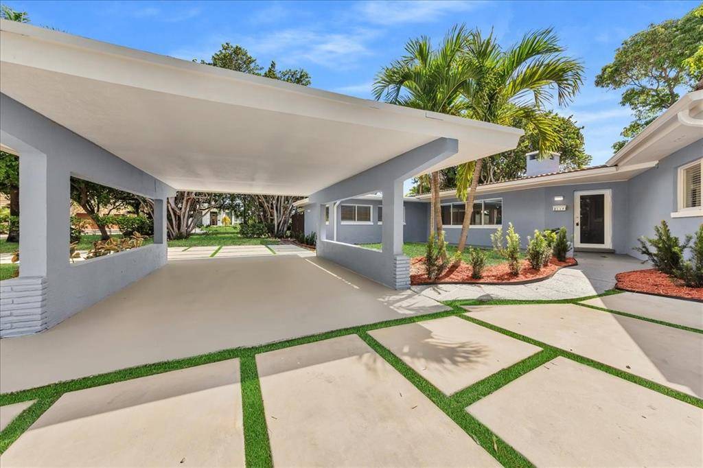 Wilton Manors, FL 33306,2117 Coral Gardens Dr