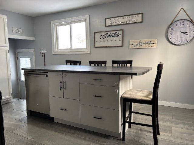 Timmins, ON P0N 1H0,504 Goldrush ST