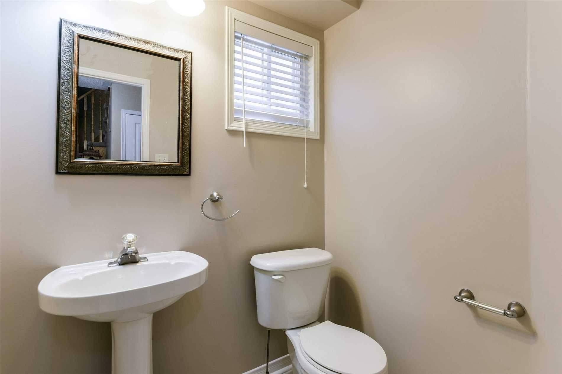 Mississauga, ON L5M 6Y1,3838 Manatee WAY #Main/2nd Flr