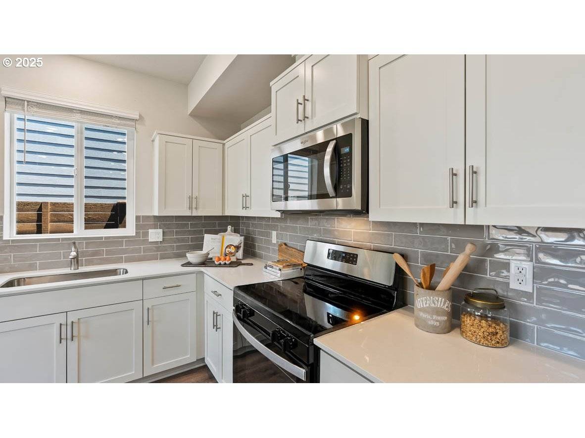 Gresham, OR 97080,3674 SW Binford AVE