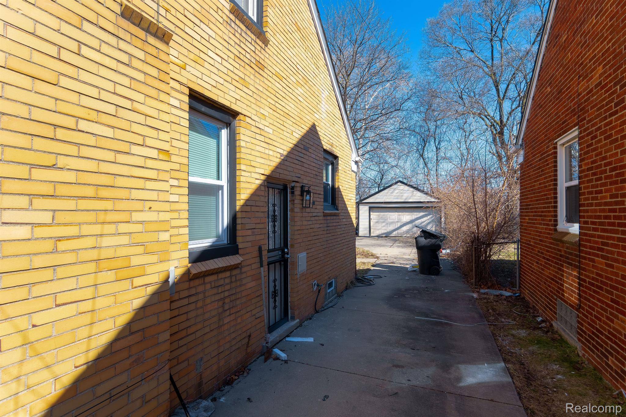 Detroit, MI 48235,18666 FORRER ST