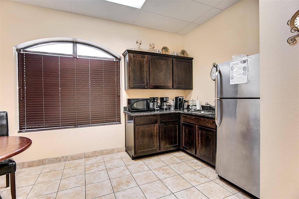 Arlington, TX 76017,720 W Nathan Lowe Road