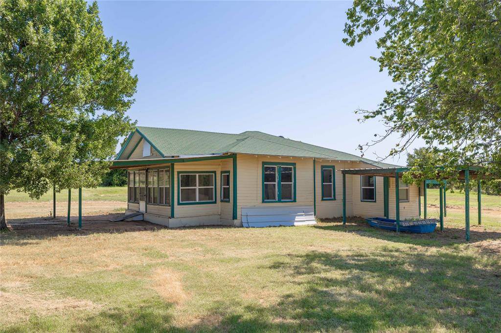 De Leon, TX 76444,8401 Highway 16