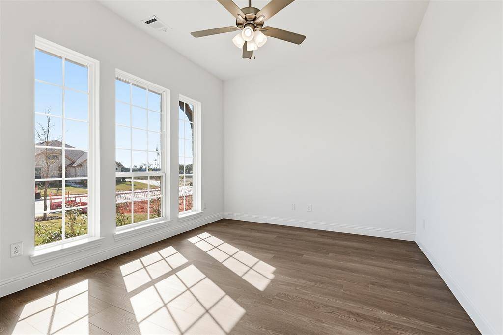 Midlothian, TX 76065,525 Carriage Hill Road