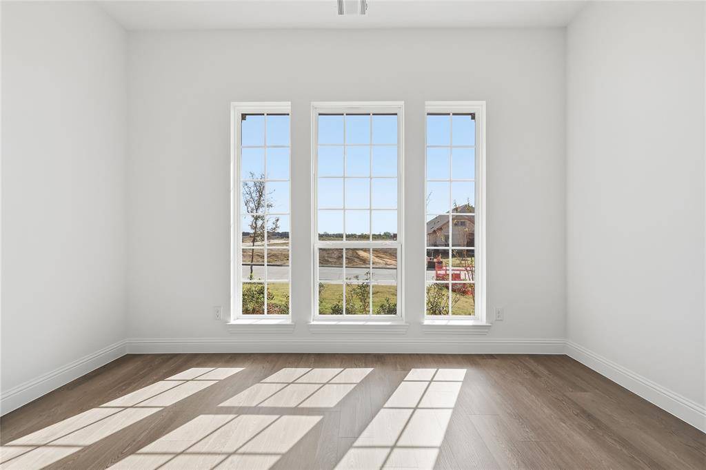 Midlothian, TX 76065,525 Carriage Hill Road