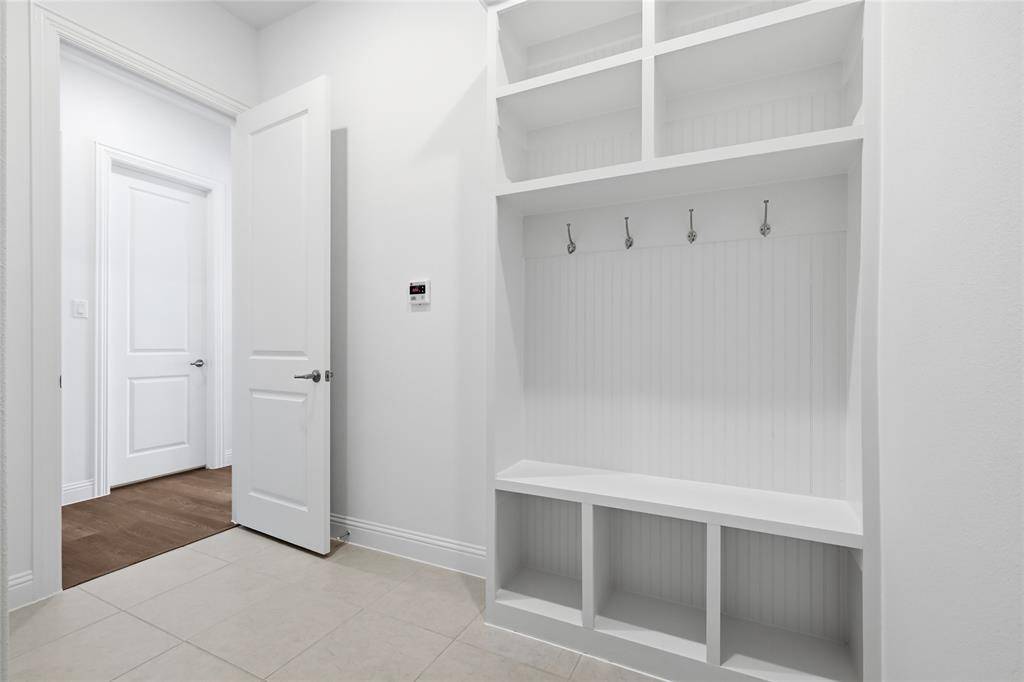 Midlothian, TX 76065,525 Carriage Hill Road