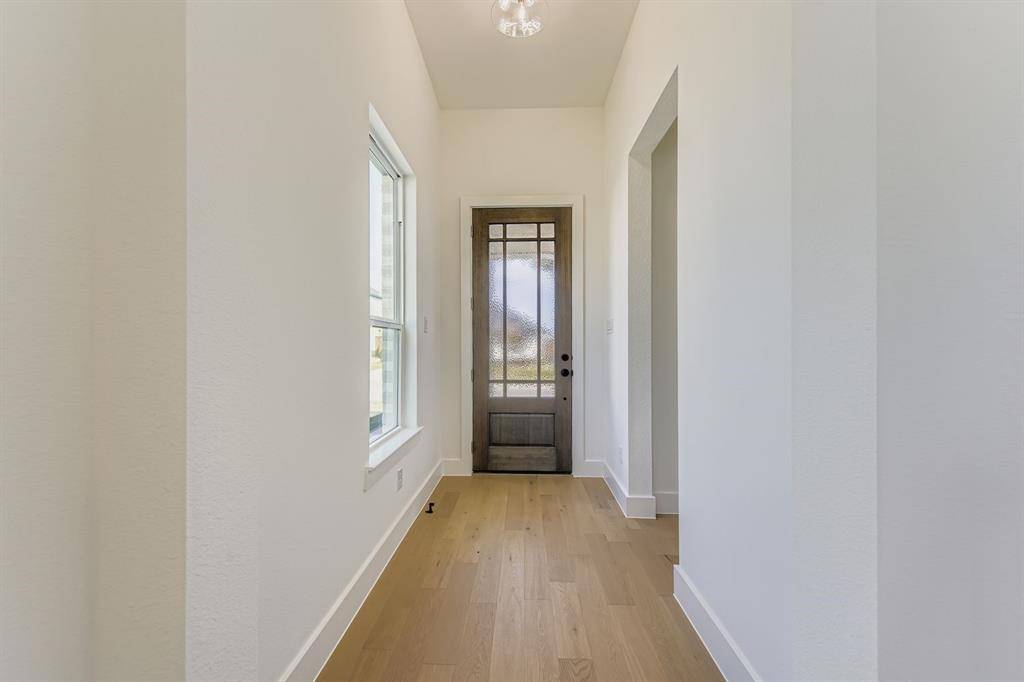 Fort Worth, TX 76126,6032 Silverstein Street