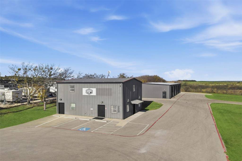 Granbury, TX 76048,2550 W US Highway 377