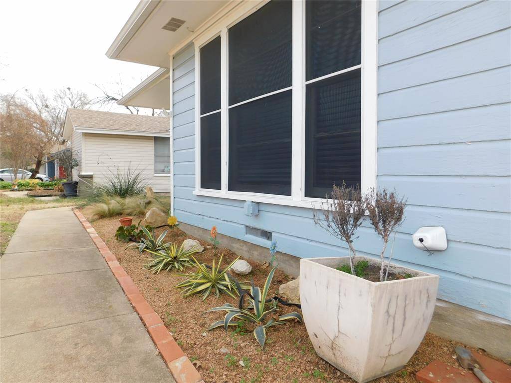 Denton, TX 76201,817 Emery Street